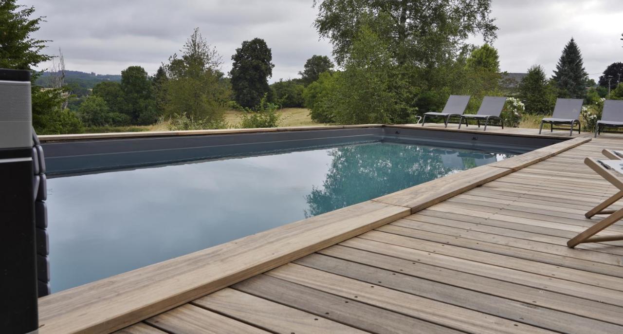 Une Pause En Correze Sarroux Exterior foto